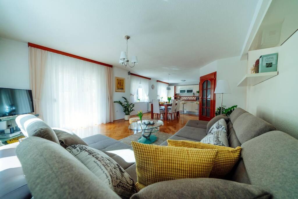 Villa Hope Zmijavci Exteriör bild