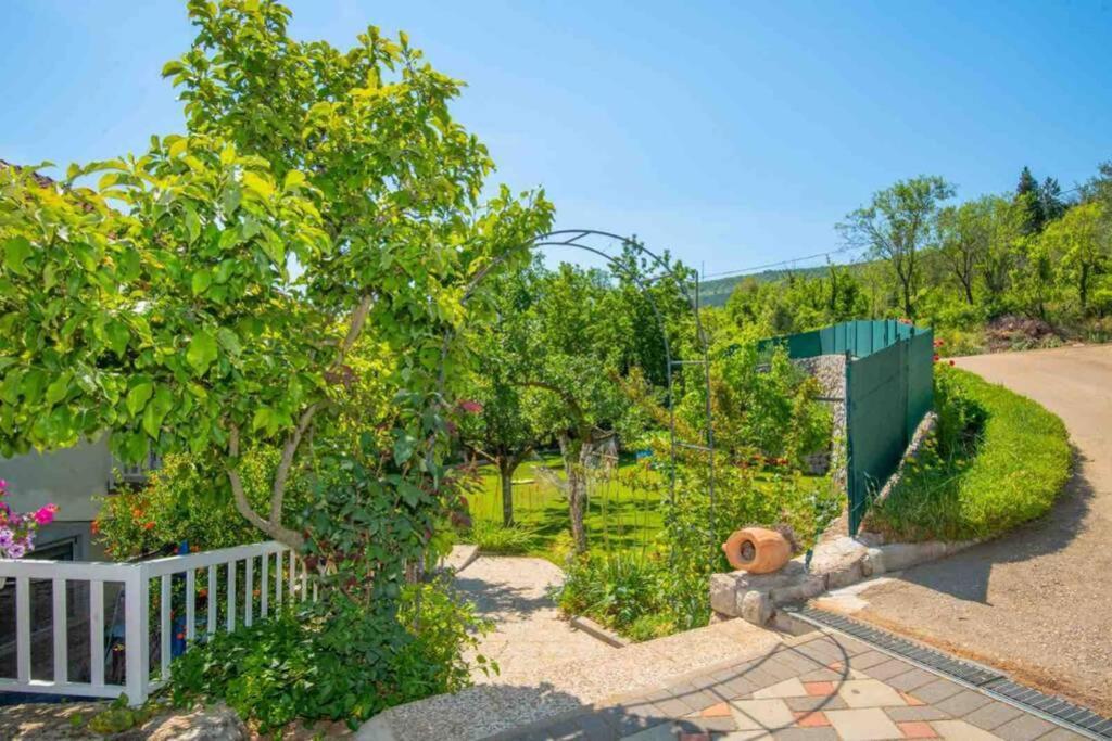 Villa Hope Zmijavci Exteriör bild